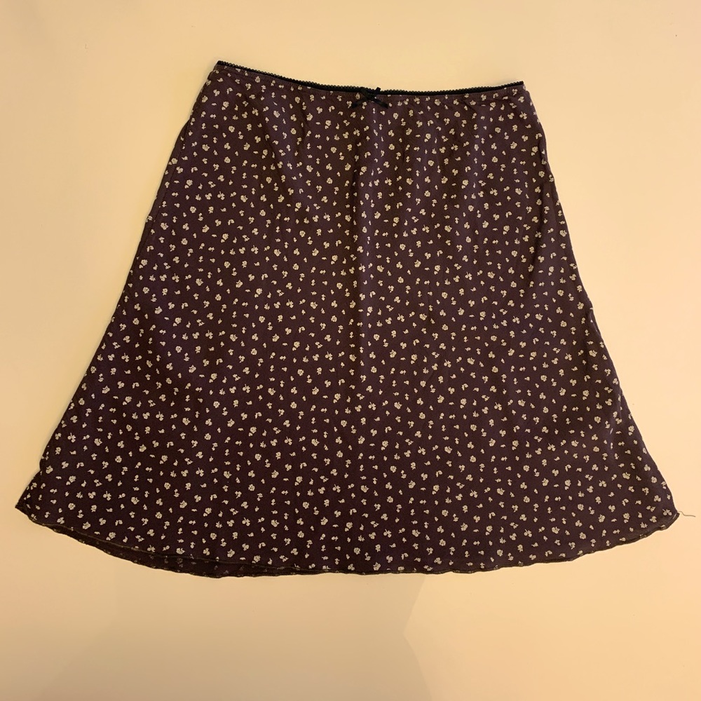 Brandy Melville Skirt Brown with flowers